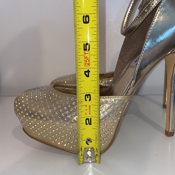 Steve Madden gold platform stilettos with rhinestones. - Picture 9 of 9